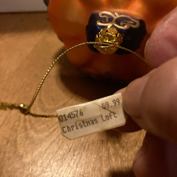 Christmas Loft Cinderella and her pumpkin carriage ornaments - Picture 7 of 15